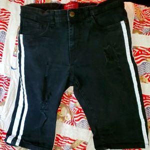 Mousai destressed Shorts